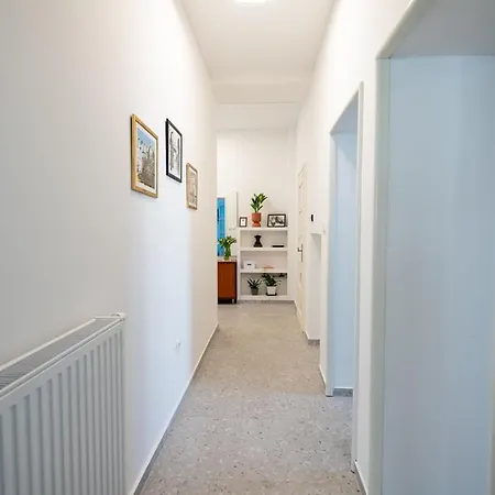 Eta - U Centru Grada Apartman