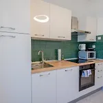 Eta - U Centru Grada 아파트 *